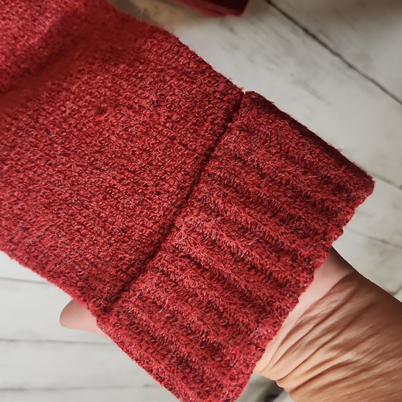 🎅Wonderly Deep Red V-Neck Sweater XL - Picture 4 of 7